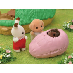 Escondite del Erizo Bilberry - Baby Hedgehog Hideout - Sylvanian Families
